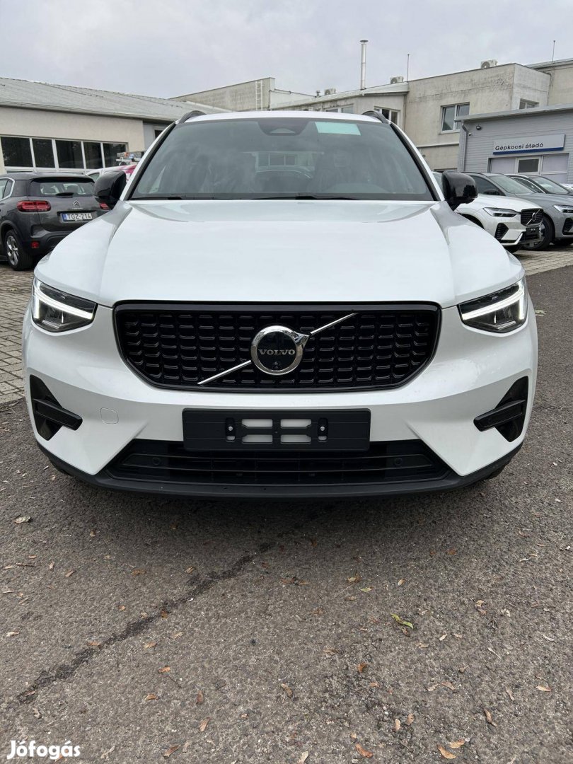 Volvo XC40 2.0 [B3] Mhev Essential DCT Azonnal...